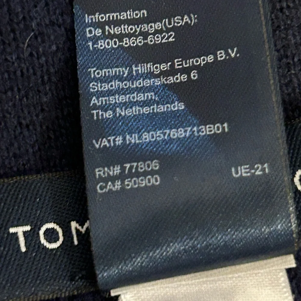Tommy Hilfiger Bold Navy and Red Logo Scarf